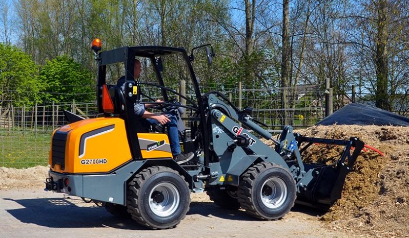 Giant G2700 HD full