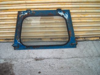 Duncan Cab Rear Window - Image 4