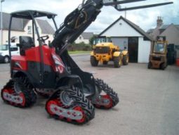 NORCAR TRACKED MINI-LOADER full