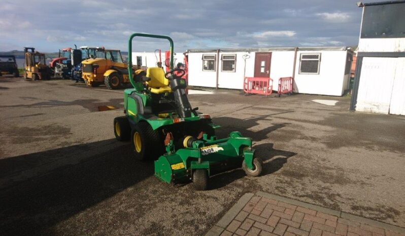 John Deere 1545 4wd with Major Out-Front Flail Mower full