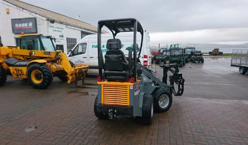 Giant Loader full